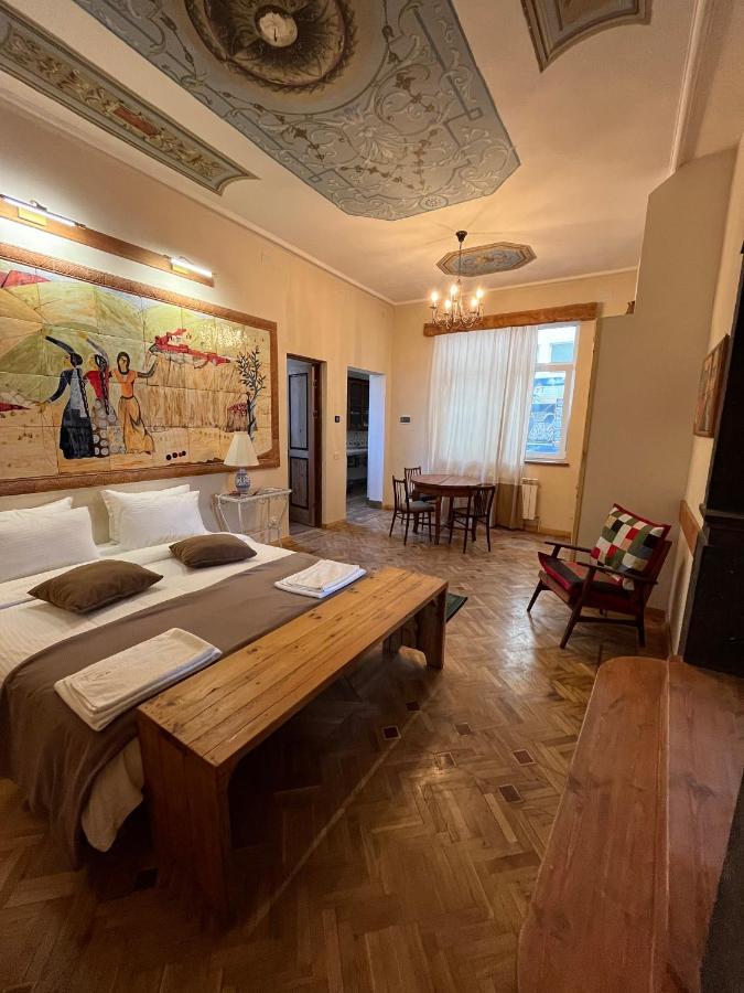 Villa Kars Gjumri Exteriör bild