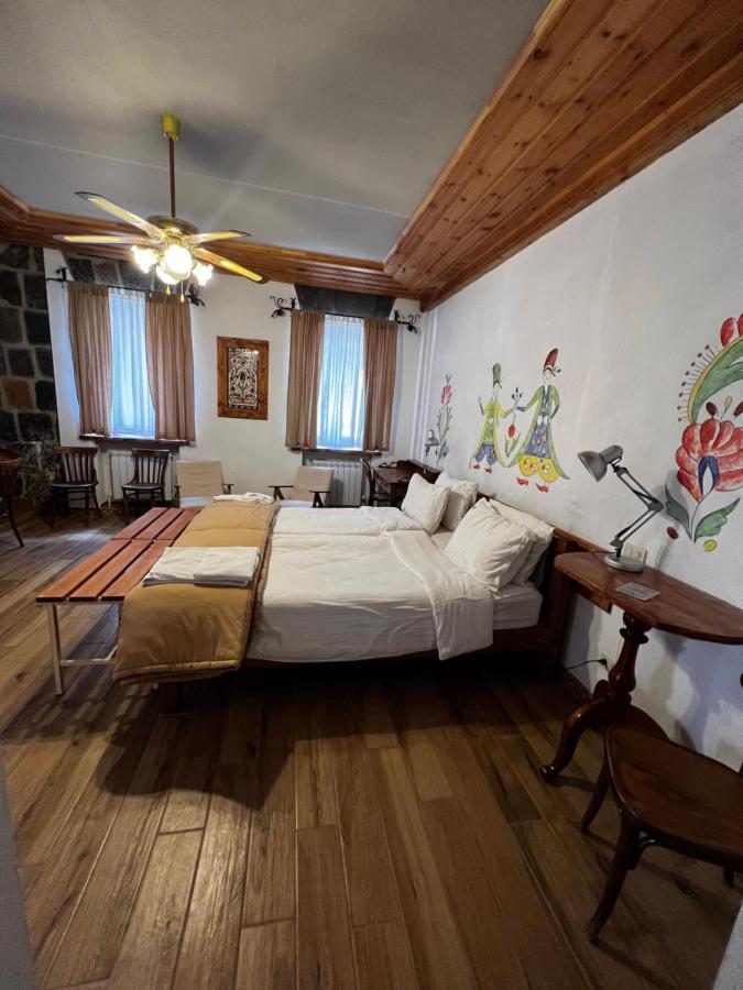 Villa Kars Gjumri Exteriör bild