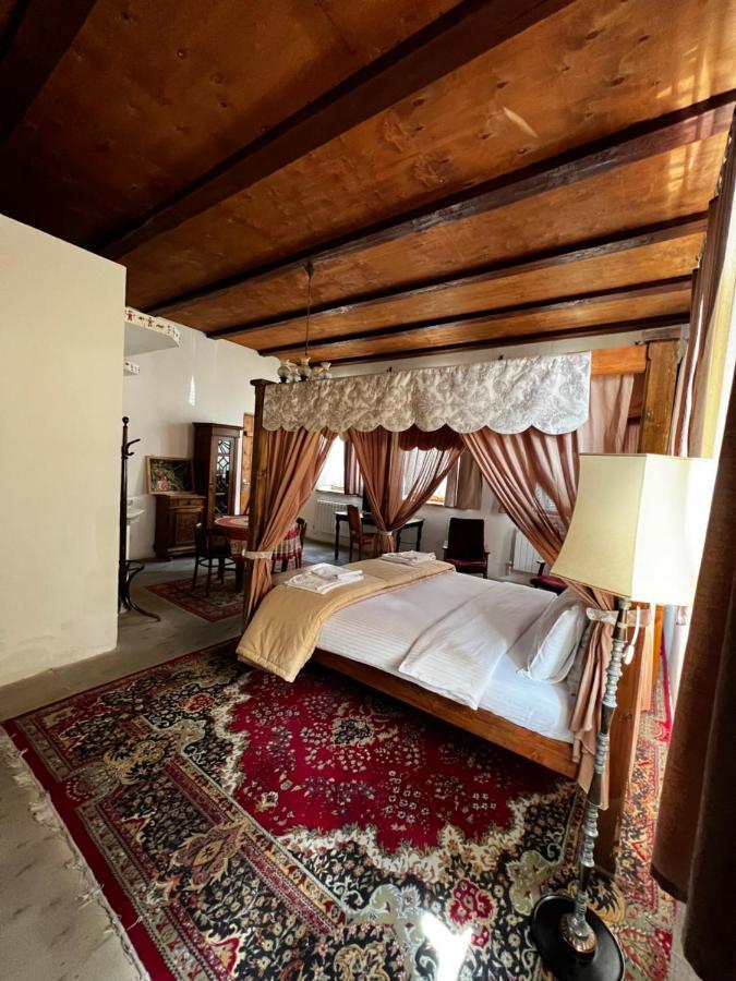 Villa Kars Gjumri Exteriör bild