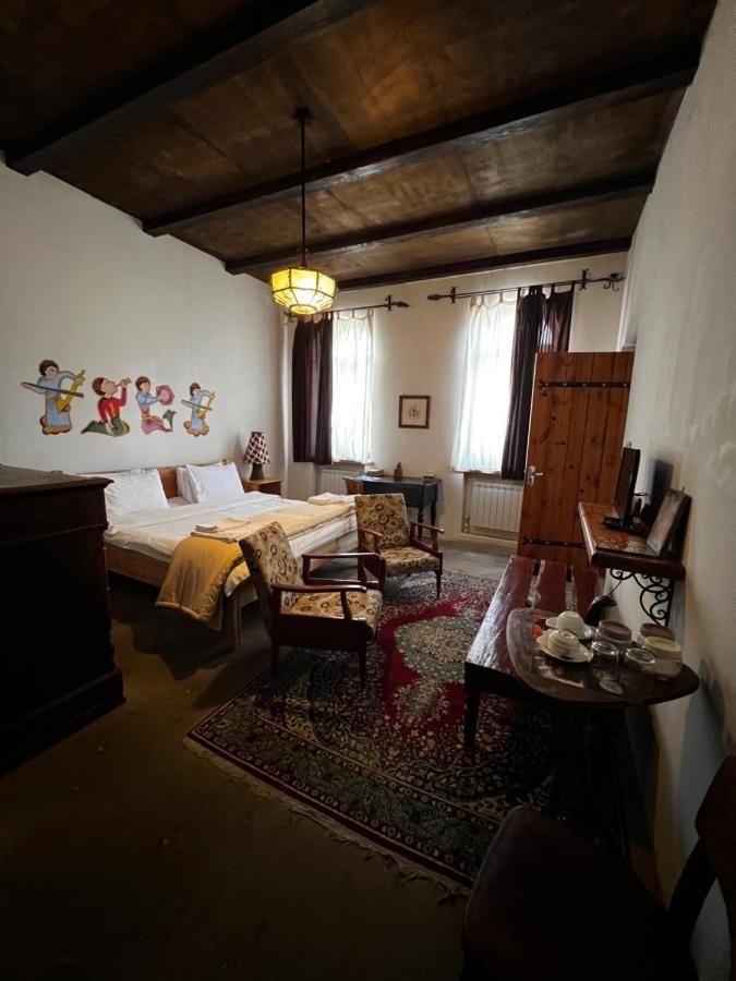 Villa Kars Gjumri Exteriör bild