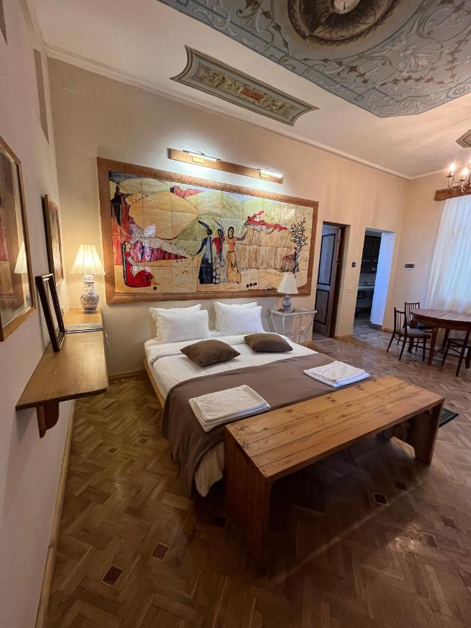 Villa Kars Gjumri Exteriör bild